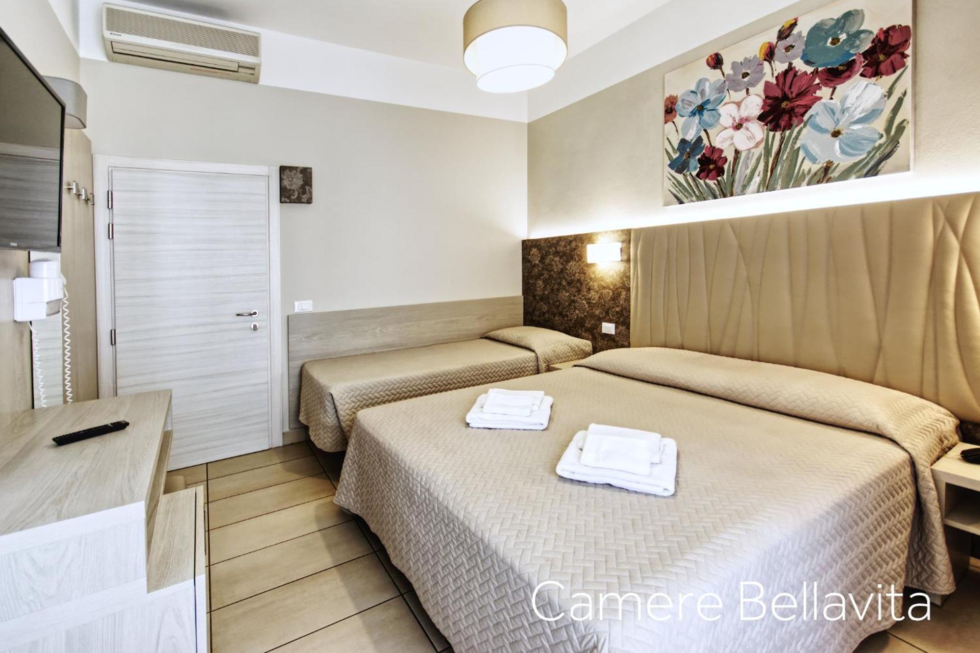 Hotel Alba D'Oro Гаттео-а-Маре Экстерьер фото